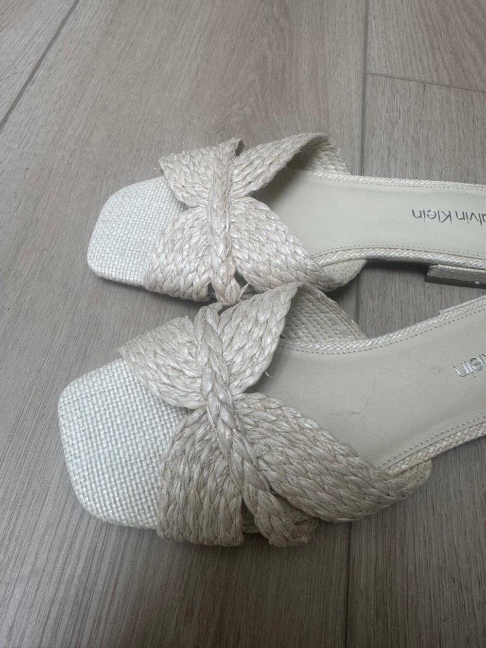 Calvin Klein Woven Crisscross Flat Slide Sandals Ivory Cream Womens 7.5
